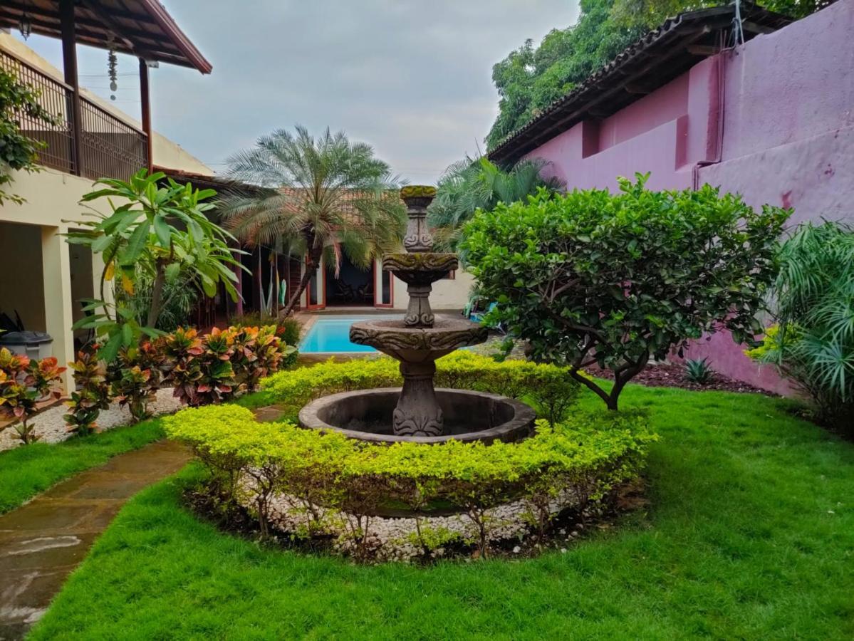 Casa Riverstone León المظهر الخارجي الصورة