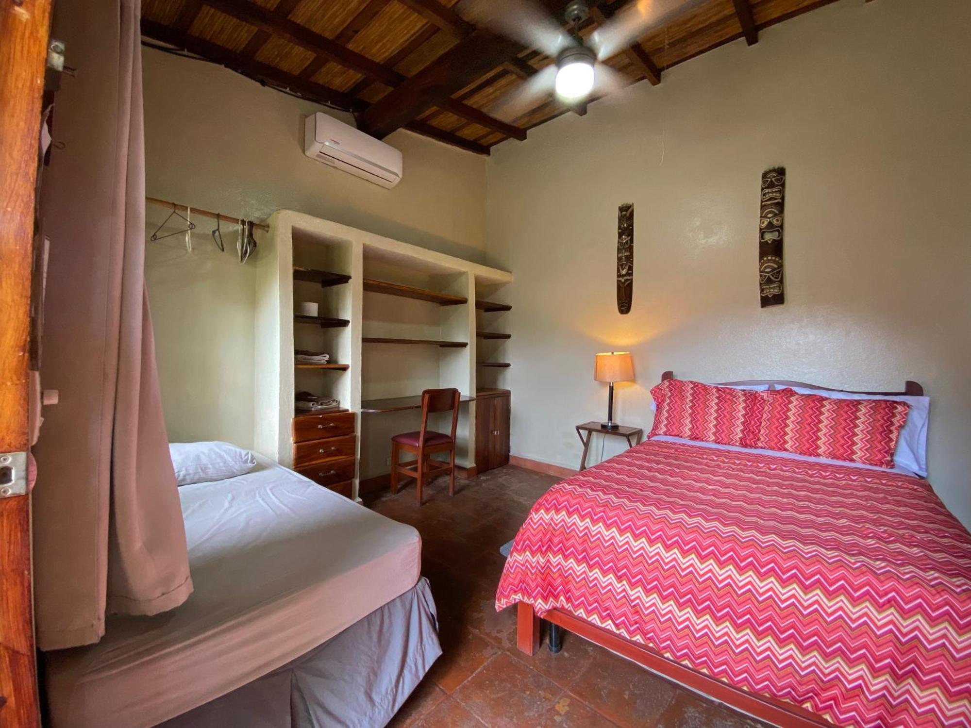 Casa Riverstone León المظهر الخارجي الصورة